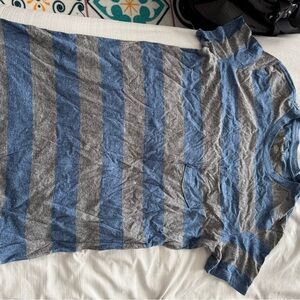 American Eagle Outfitters Blue and Gray Striped Short Sleeve Tee